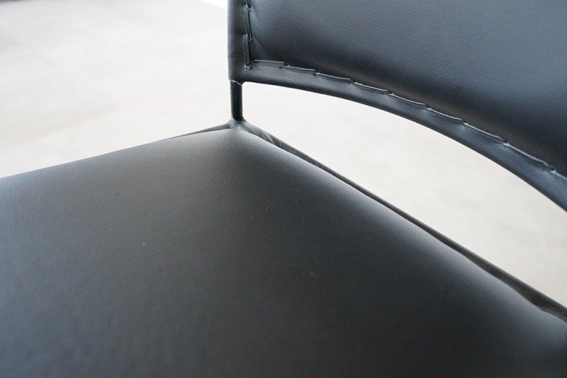 Zwart leren metalen barstoel - Urban
