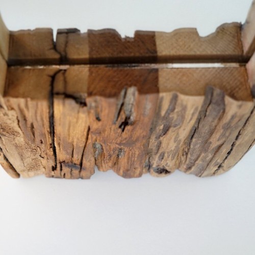 Rechthoekige spiegel van ruw hout 25 x 90 cm