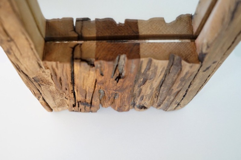 Rechthoekige spiegel van ruw hout 25 x 90 cm