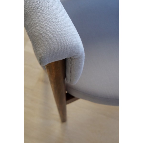 Stoel van hout en stof - Elegance