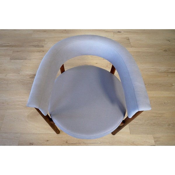 Stoel van hout en stof - Elegance