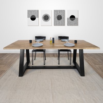 Table en bois massif avec pieds metal en V