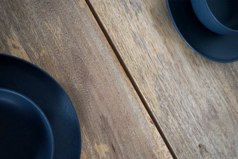 Massief houten tafel 220 cm met metalen poten en dubbel blad