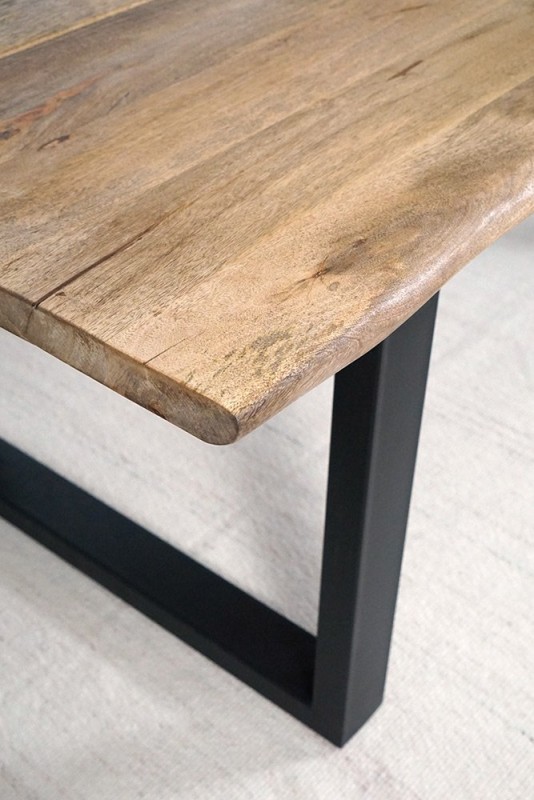 Massief houten tafel 220 cm met metalen poten en dubbel blad