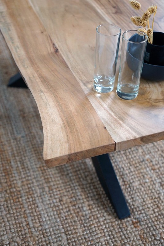 Massief houten salontafel met natuurlijke rand - Mikado