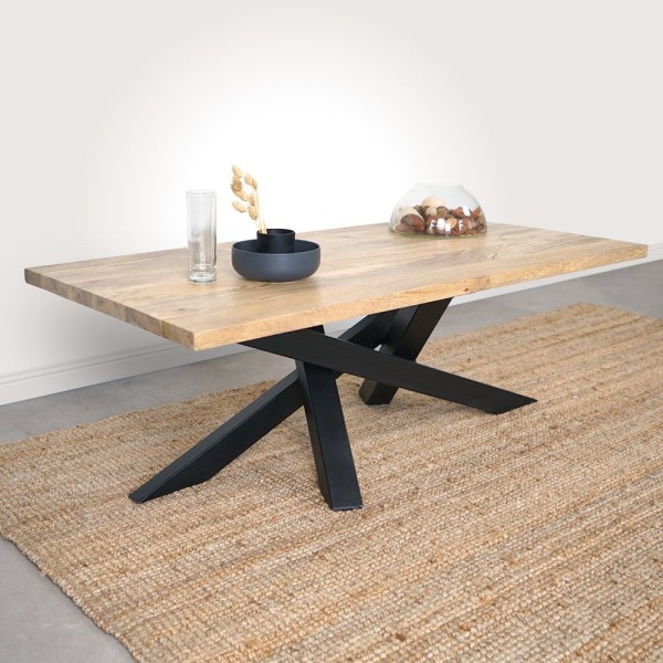 Table basse Mikado avec plateau rectangulaire en bois massif
