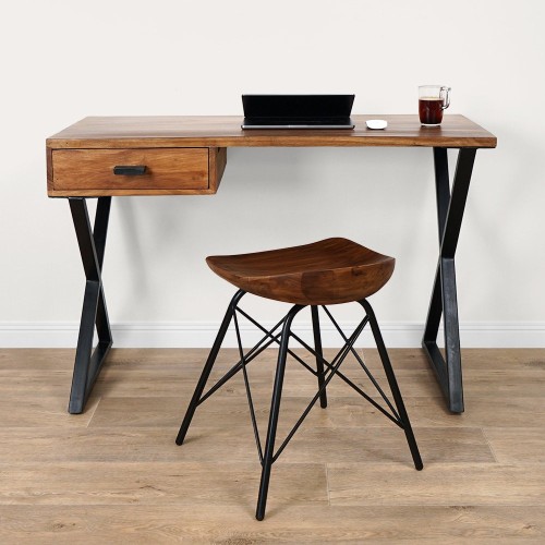 Massief houten bureau met metalen poten