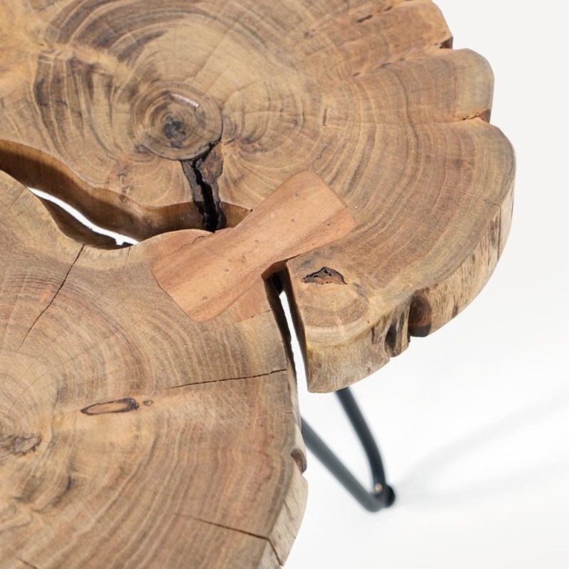 Accacia boomstam salontafel met metalen poten